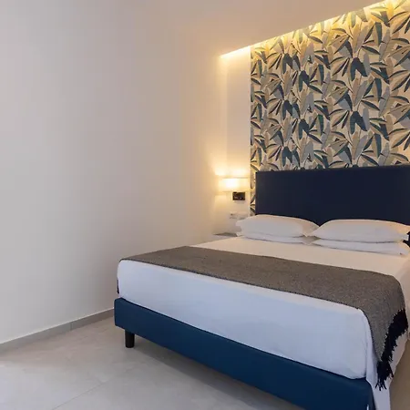 Urban Downtown 3*
